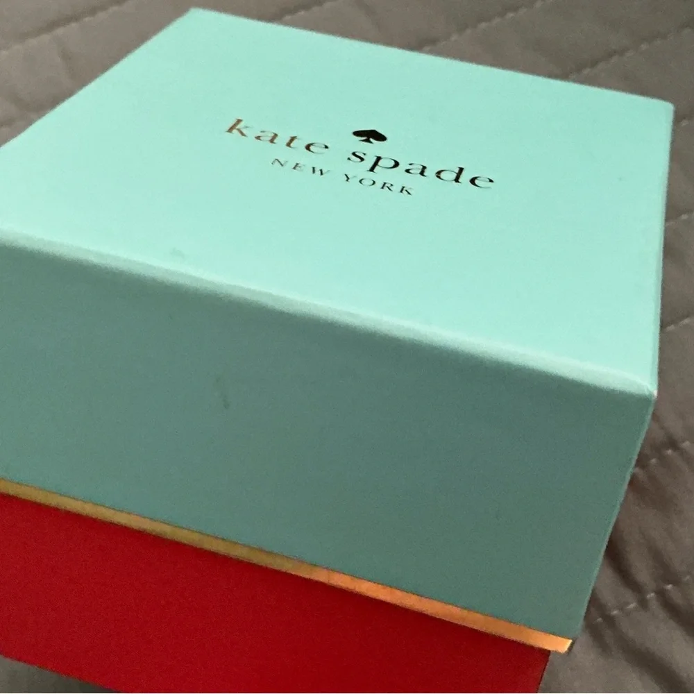 Kate Spade New York Picnic Floral Delacorte Enamel Bangle Watch NIB - Picture 9 of 12